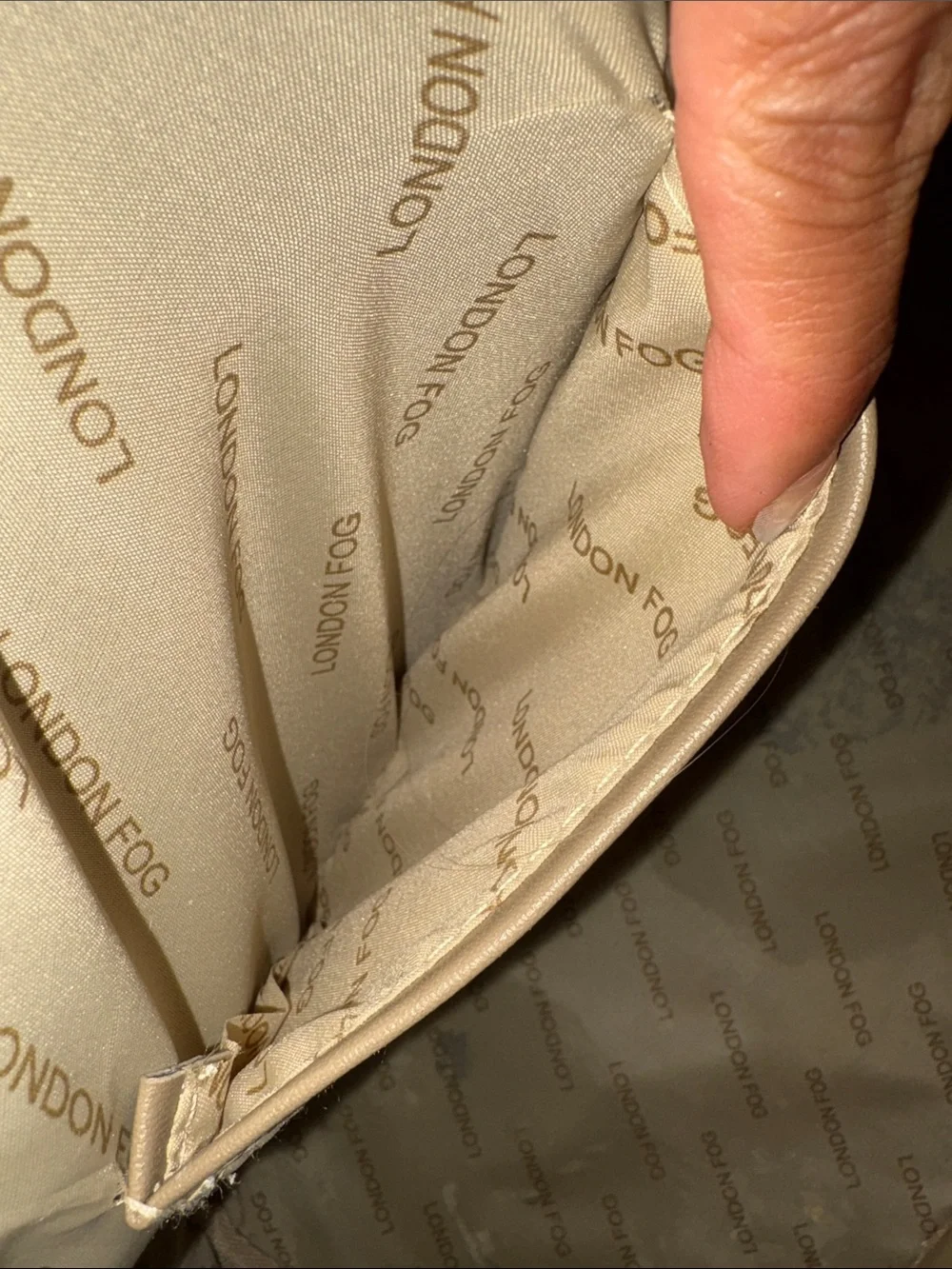 London Fog Brown & Tan Plaid Travel Carry Bag